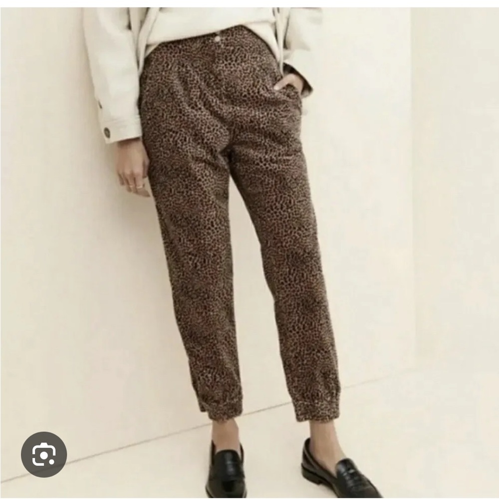 Leopard print Anthropology pants sz XS